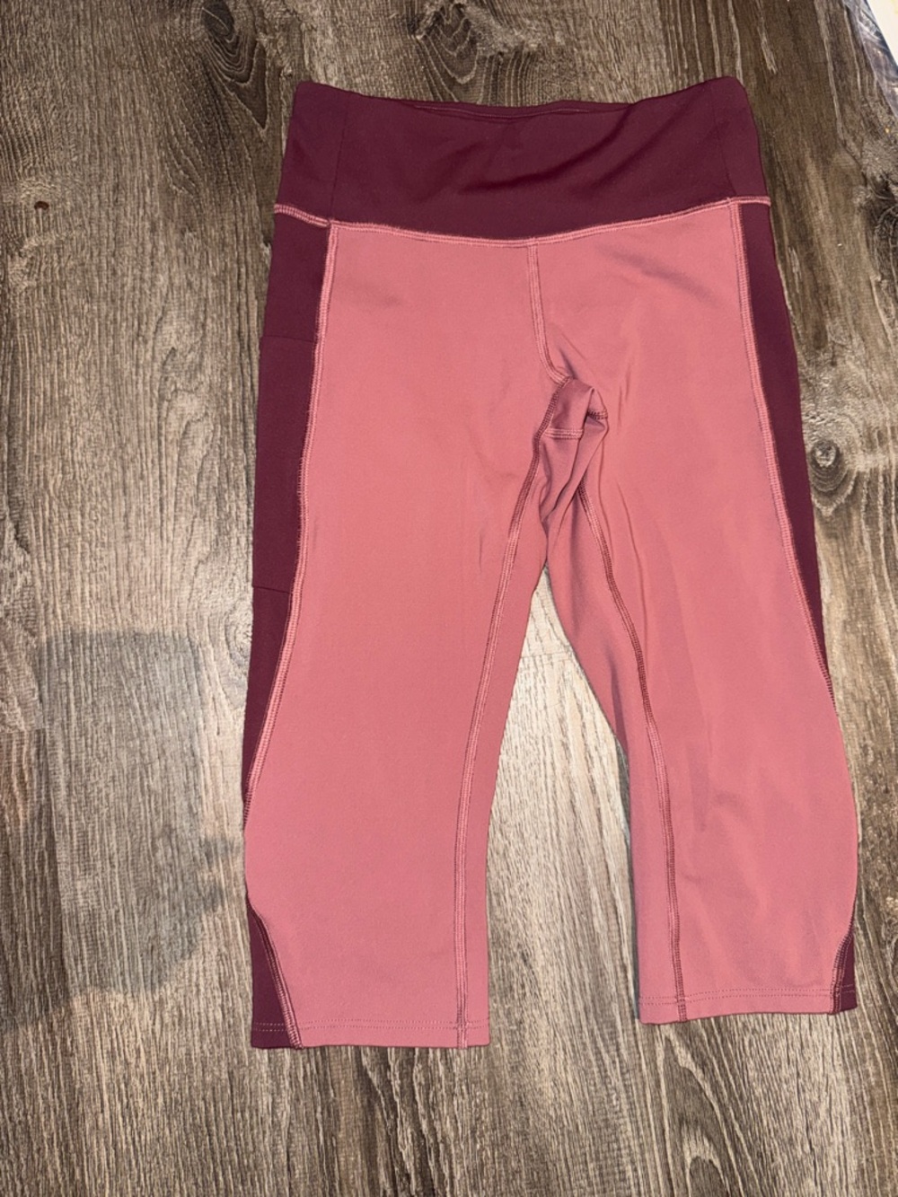 MEC CAPRI MAROON ROSE LEGGINGS